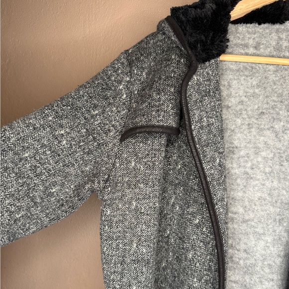 Gray & Black Herringbone Open Front Coat Faux Fur Hood Large Streetwear Feminine - Picture 5 of 16
